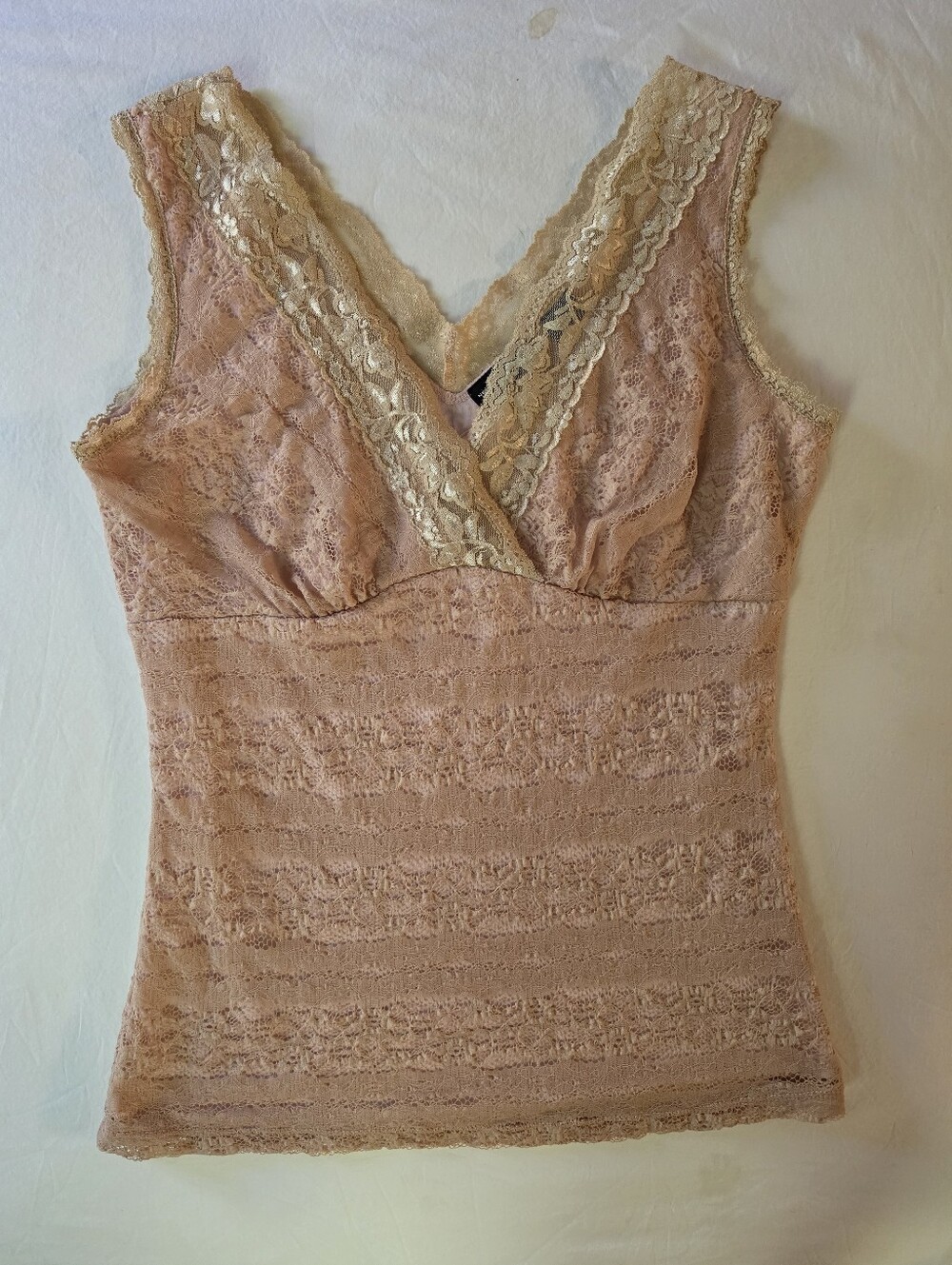 Vintage Y2K New York & Company Pink Gold Lace Lined Cami Tank Top Small